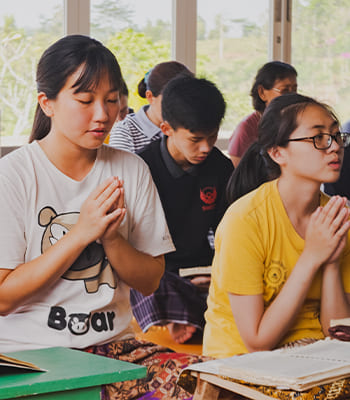 100.000 Berlindung & Membangkitkan Bodhicitta
